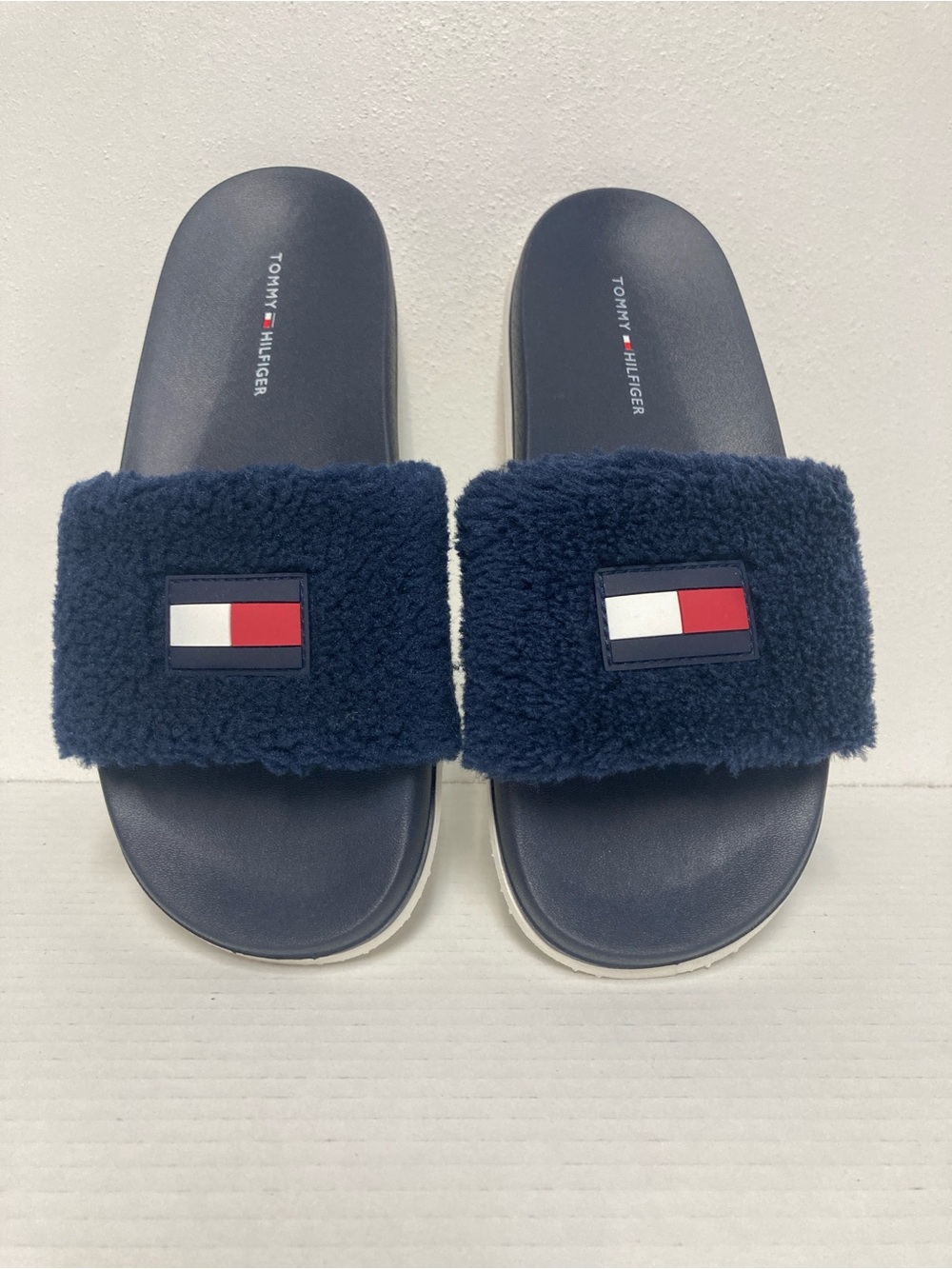 Tommy Hilfiger Dezia Logo Faux Fur Slides Navy Blue7M - Picture 2 of 16